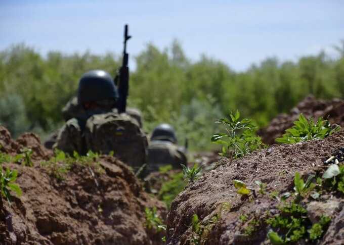 Генштаб: Ситуація на фронті залишається складною, ворог продовжує наступати на Покровському напрямку