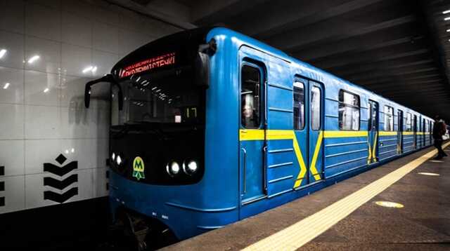 КП "Київський метрополітен" замовило польські рейки на 17% дорожче в доларах, ніж китайські в січні