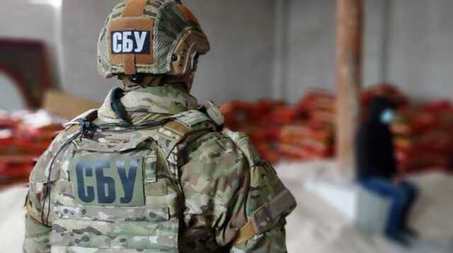 17-річного та 22-річного диверсантів, які готували підпали на об’єктах Укрзалізниці, затримали в Києві, - СБУ