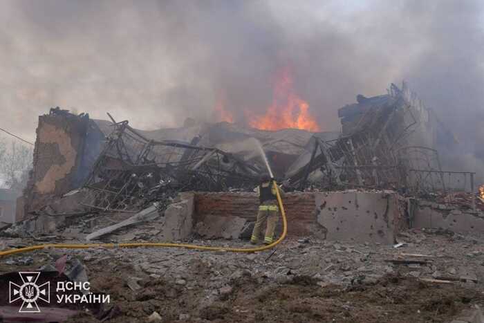 Загарбники вдарили балістикою по Сумах: відомо про трьох загиблих, серед яких дитина