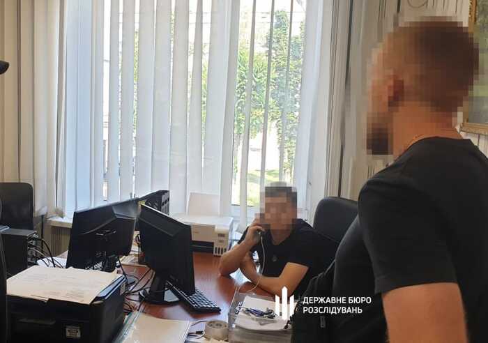Видалив дані 350 ухилянтів: ДБР повідомило про підозру ще одному правоохоронцю на Дніпропетровщині