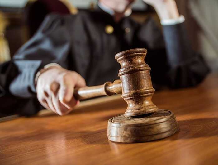 У Румунії мера містечка засудили до тюремного ув’язнення за ненавмисне вбивство лісника під час полювання