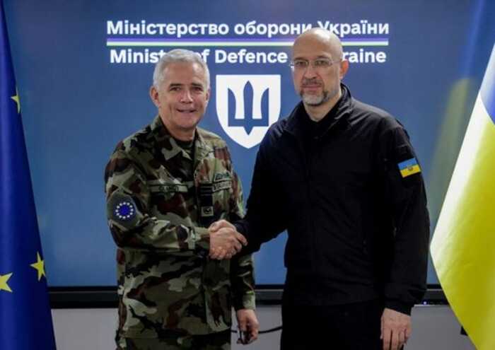 Шмигаль озвучив три ключові потреби ЗСУ під час зустрічі з генералом ЄС