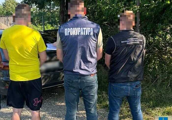 Львівський митник оформив “порожнє” авто з товаром на 2,3 мільйона гривень