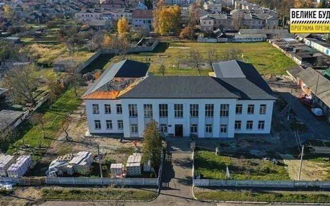 Чиновника ЛОВА підозрюють у привласненні 600 тисяч гривень на ремонті школи в Гірнику