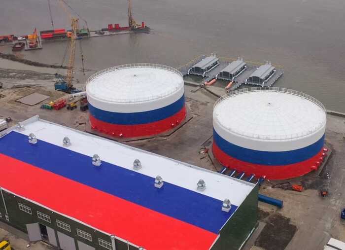 "Сьогодні у нас немає води, а завтра вже не буде їжі": як прихильники Путіна в Донецьку починають ненавидіти Росію