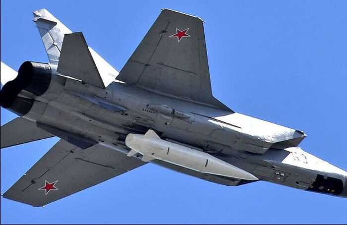 На Хмельниччині вдруге за ранок пролунали вибухи через загрозу "Кинджалів"