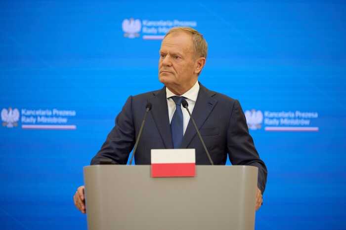 Дональд Туск заявив, що Україна має бути за столом будь-яких мирних переговорів