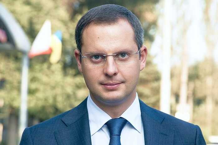 Під слідством і за кордоном: як фігурант розслідування НАБУ Ростислав Шурма зберіг крісло в наглядовій раді Нафтогазу