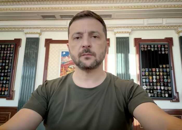 Зеленський: Росія переміщує війська, щоб розпочати нові наступальні операції
