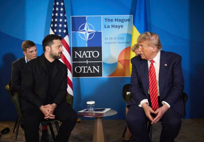 Путін блефує, він намагається тиснути на всіх напрямках фронту, - Зеленський