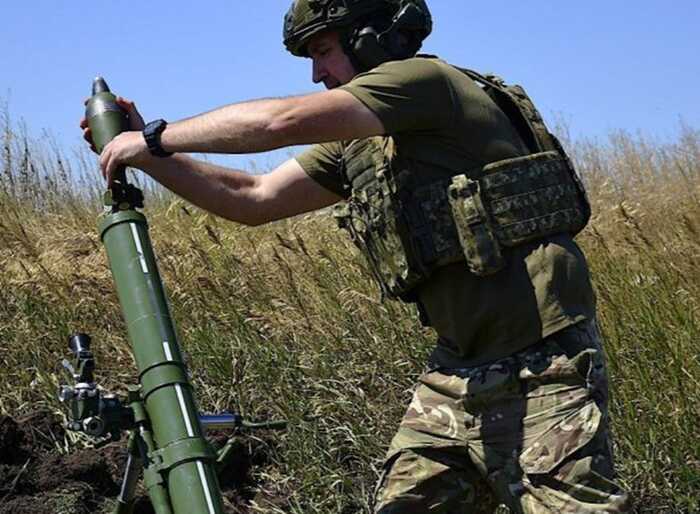 Армія РФ за добу втратила 940 солдатів і літак