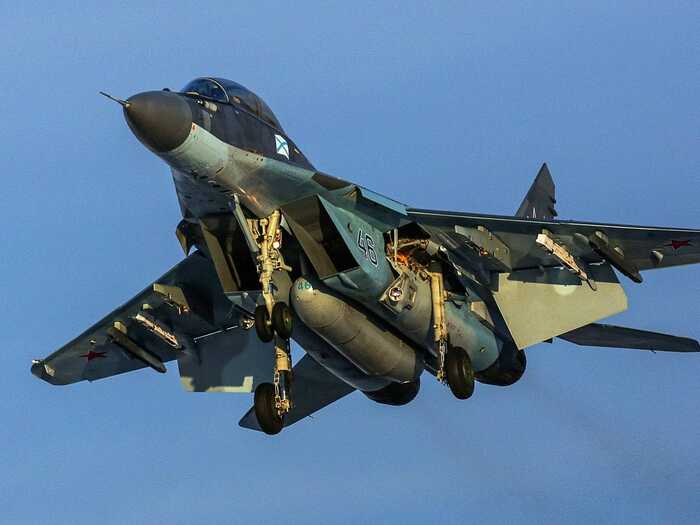 У Вірменії російський винищувач МіГ-29 врізався у стовп