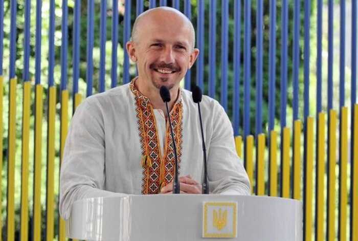 Україна повернула з полону РФ журналіста Хилюка та ексмера Херсона
