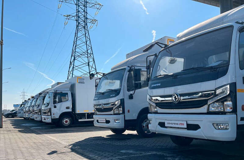 Китайські вантажівки Dongfeng